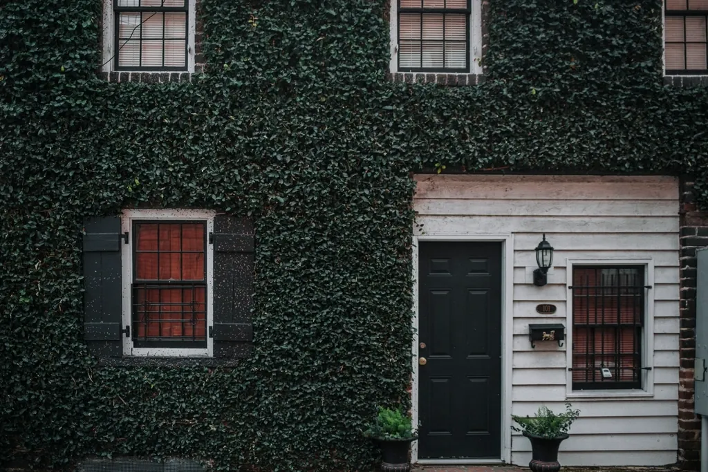 Fachada de una vivienda unifamiliar en venta